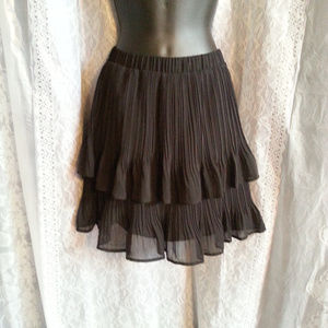 Worthington petites pleated black skirt NWT